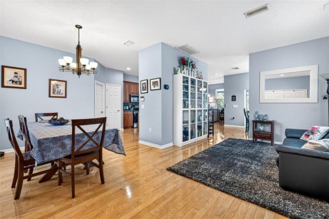 Villa ou maison à vendre à Tampa, Floride: 4 chambres, 269.79 m2 № 2156716 - photo 7