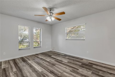 Villa ou maison à vendre à Orlando, Floride: 3 chambres, 144.46 m2 № 2420407 - photo 21