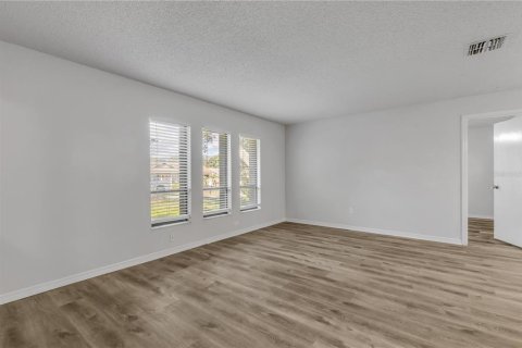 Villa ou maison à vendre à Orlando, Floride: 3 chambres, 144.46 m2 № 2420407 - photo 5