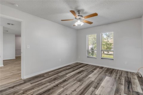 Villa ou maison à vendre à Orlando, Floride: 3 chambres, 144.46 m2 № 2420407 - photo 23