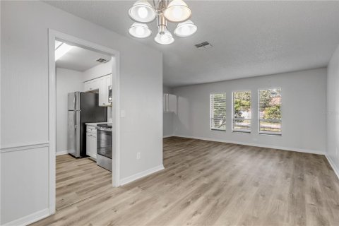 Villa ou maison à vendre à Orlando, Floride: 3 chambres, 144.46 m2 № 2420407 - photo 7