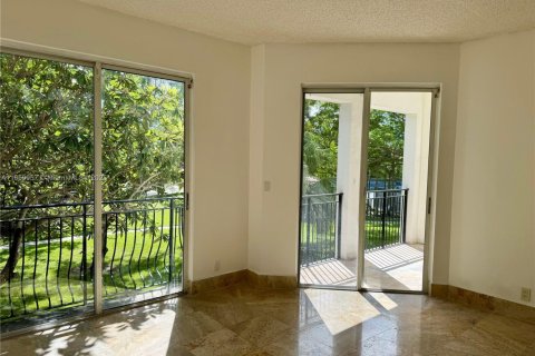 Condo in Aventura, Florida, 2 bedrooms  № 1933834 - photo 8