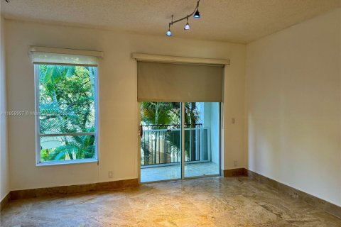 Condo in Aventura, Florida, 2 bedrooms  № 1933834 - photo 20