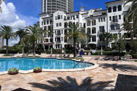 Condo in Aventura, Florida, 2 bedrooms  № 1933834 - photo 21