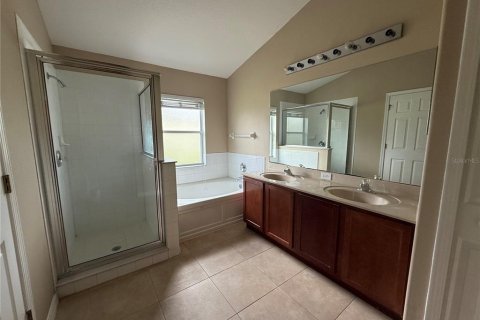 House in Wesley Chapel, Florida 3 bedrooms, 189.89 sq.m. № 1822697 - photo 8