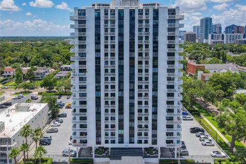Condominio en venta en Orlando, Florida, 1 dormitorio, 74.23 m2 № 1789277 - foto 1