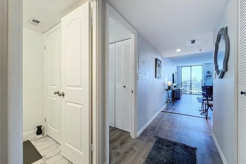 Condominio en venta en Orlando, Florida, 1 dormitorio, 74.23 m2 № 1789277 - foto 8
