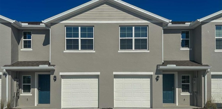 Townhouse in Daytona Beach, Florida 3 bedrooms, 135.92 sq.m. № 1783365