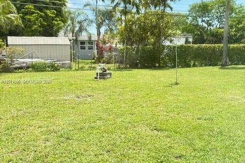 Immobilier commercial à louer à Miami, Floride: 21.83 m2 № 2076597 - photo 14