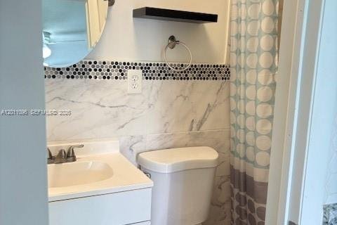 Immobilier commercial à louer à Miami, Floride: 21.83 m2 № 2076597 - photo 8