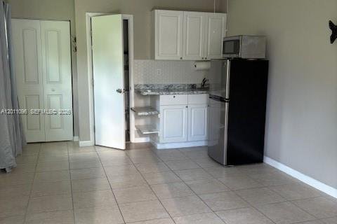 Immobilier commercial à louer à Miami, Floride: 21.83 m2 № 2076597 - photo 5
