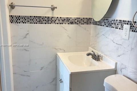 Immobilier commercial à louer à Miami, Floride: 21.83 m2 № 2076597 - photo 11