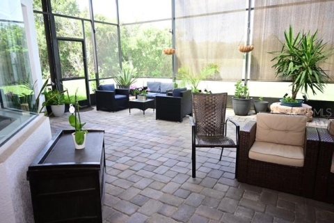 House in Kissimmee, Florida 4 bedrooms, 308.9 sq.m. № 2277474 - photo 15
