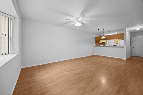 House in Gainesville, Florida 2 bedrooms, 92.16 sq.m. № 1880715 - photo 11