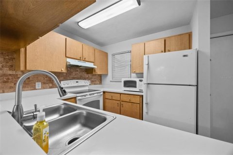 House in Gainesville, Florida 2 bedrooms, 92.16 sq.m. № 1880715 - photo 3