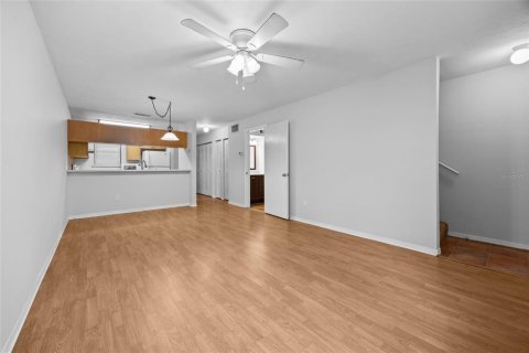 House in Gainesville, Florida 2 bedrooms, 92.16 sq.m. № 1880715 - photo 10