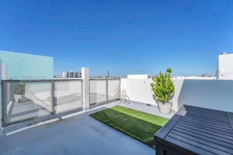 Купить кондоминиум в Майами-Бич, Флорида 1 спальня, 100.24м2, № 2005453 - фото 7