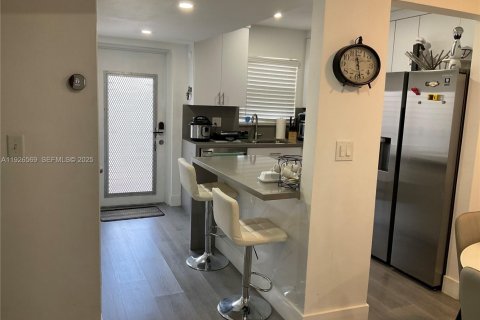 Condominio en venta en Sunrise, Florida, 2 dormitorios, 78.97 m2 № 1986537 - foto 7