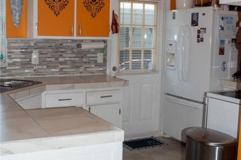 House in Deltona, Florida 2 bedrooms, 88.26 sq.m. № 1836991 - photo 16