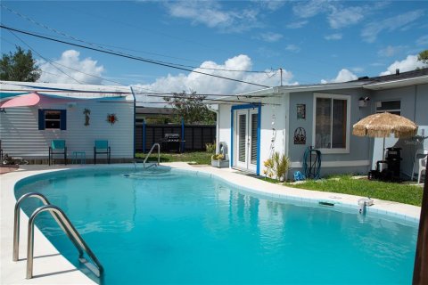 House in Deltona, Florida 2 bedrooms, 88.26 sq.m. № 1836991 - photo 8