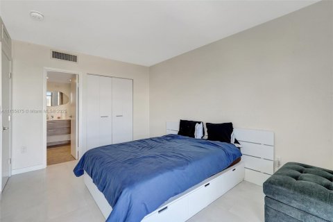 Condominio en venta en Aventura, Florida, 2 dormitorios, 100.24 m2 № 1942926 - foto 25