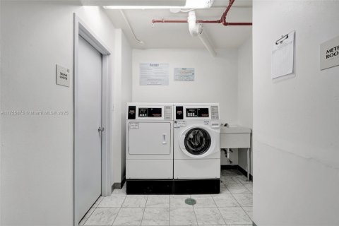 Condominio en venta en Aventura, Florida, 2 dormitorios, 100.24 m2 № 1942926 - foto 23