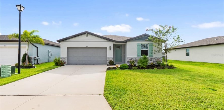 Villa ou maison à Parrish, Floride 4 chambres, 171.78 m2 № 2277115