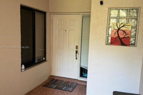 Townhouse in Boca Raton, Florida 2 bedrooms, 154.12 sq.m. № 1865099 - photo 4