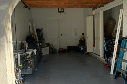 Townhouse in Boca Raton, Florida 2 bedrooms, 154.12 sq.m. № 1865099 - photo 12