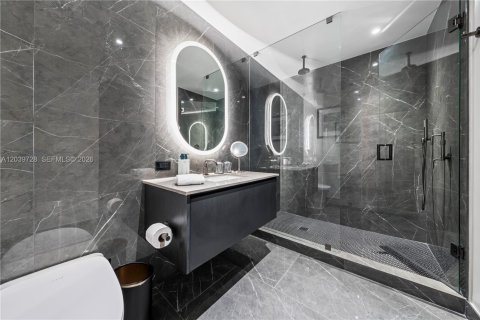 Condominio en venta en Miami, Florida, 42.74 m2 № 2183908 - foto 14
