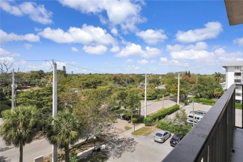 Appartement à louer à North Miami Beach, Floride: 1 chambre, 67.08 m2 № 1875584 - photo 12