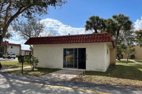 Copropriété à vendre à West Palm Beach, Floride: 1 chambre, 75.44 m2 № 2249601 - photo 19