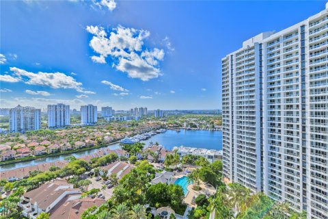 Copropriété à vendre à Aventura, Floride: 3 chambres, 226.68 m2 № 1976268 - photo 30