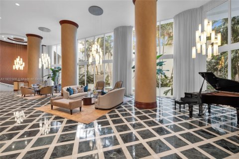 Copropriété à vendre à Aventura, Floride: 3 chambres, 226.68 m2 № 1976268 - photo 4