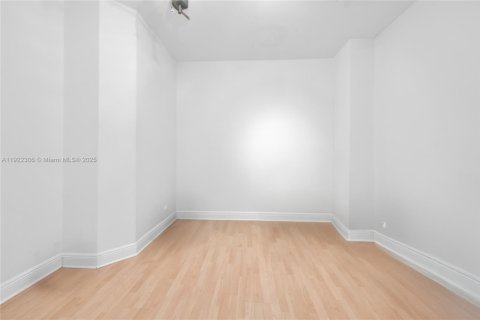 Copropriété à vendre à Aventura, Floride: 3 chambres, 226.68 m2 № 1976268 - photo 22