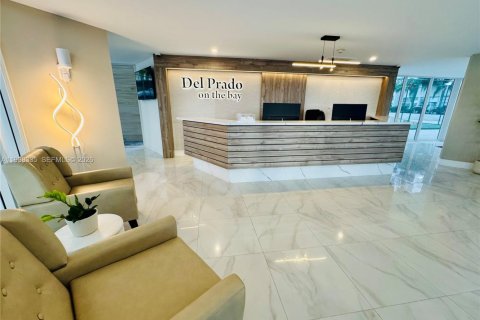 Condo in Aventura, Florida, 1 bedroom № 2060439 - photo 30