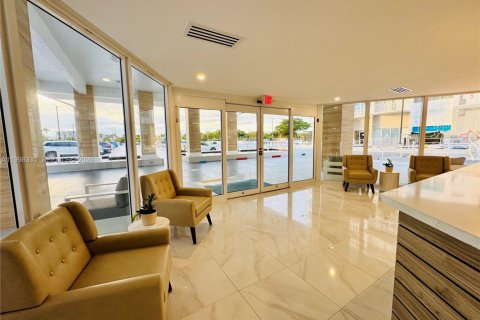 Condo in Aventura, Florida, 1 bedroom № 2060439 - photo 29
