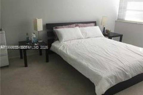 Condo in Aventura, Florida, 1 bedroom № 2060439 - photo 10