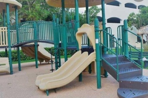 Купить кондоминиум в Авентура, Флорида 2 спальни, 115.66м2, № 1980199 - фото 11