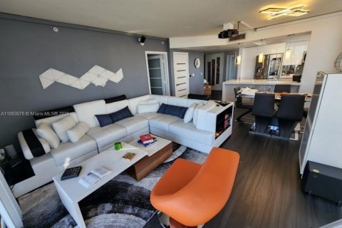 Купить кондоминиум в Авентура, Флорида 2 спальни, 115.66м2, № 1980199 - фото 3