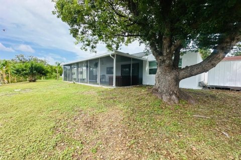 House in Holiday, Florida 3 bedrooms, 123.93 sq.m. № 1801845 - photo 19