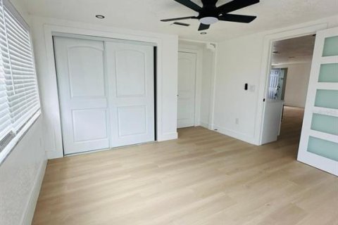 House in Holiday, Florida 3 bedrooms, 123.93 sq.m. № 1801845 - photo 5