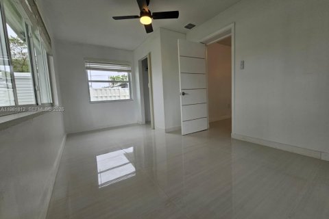 Villa ou maison à vendre à Sunrise, Floride: 5 chambres, 126.72 m2 № 2066864 - photo 17