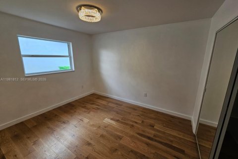 Villa ou maison à vendre à Sunrise, Floride: 5 chambres, 126.72 m2 № 2066864 - photo 19