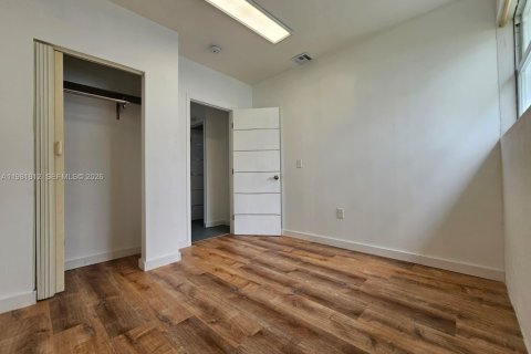 Villa ou maison à vendre à Sunrise, Floride: 5 chambres, 126.72 m2 № 2066864 - photo 21