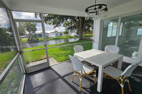 Villa ou maison à vendre à Sunrise, Floride: 5 chambres, 126.72 m2 № 2066864 - photo 22