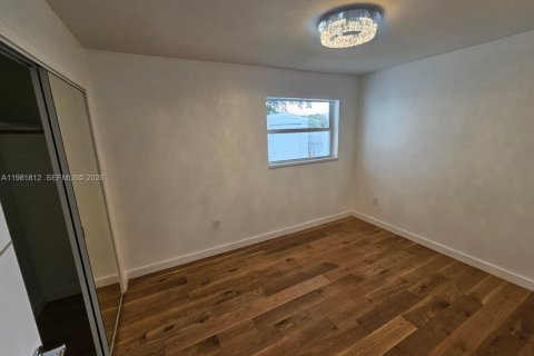 Villa ou maison à vendre à Sunrise, Floride: 5 chambres, 126.72 m2 № 2066864 - photo 20