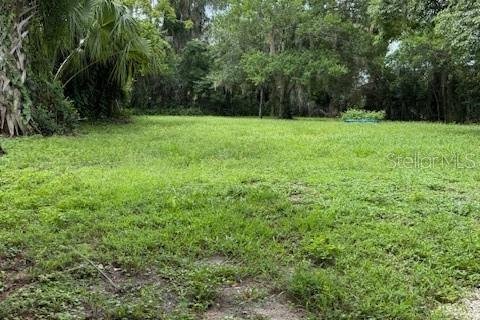 Propiedad comercial en venta en DeLand, Florida, 2 dormitorios, 93.65 m2 № 1913276 - foto 3