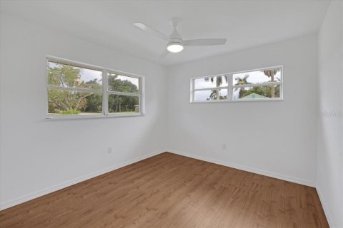 House in Punta Gorda, Florida 2 bedrooms, 106.09 sq.m. № 1906977 - photo 14