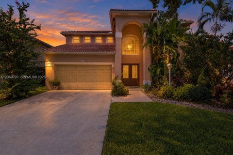 Villa ou maison à Pembroke Pines, Floride 4 chambres, 241.36 m2 № 2300312